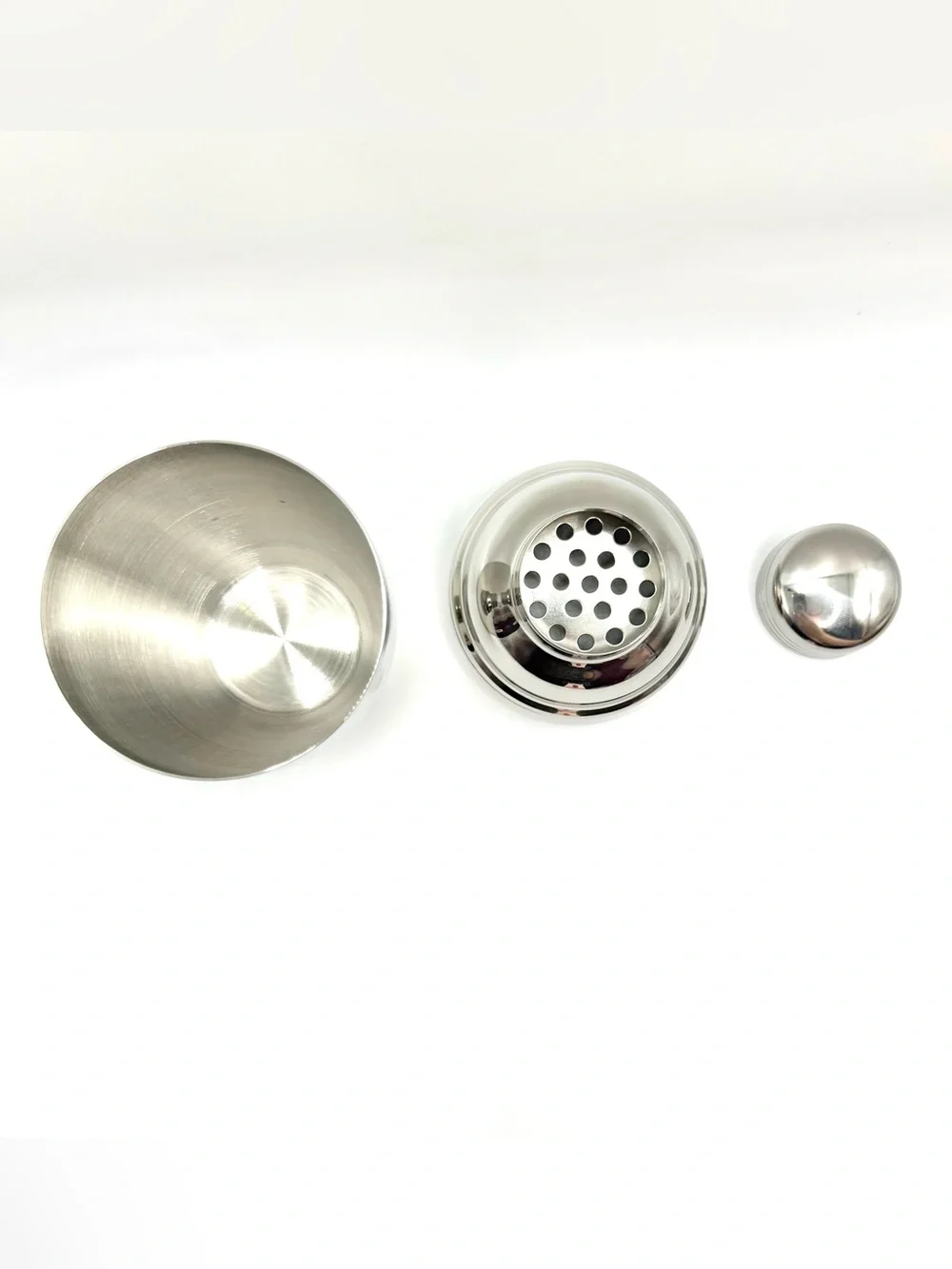 Stainless Steel 3 Piece Mirror Finish Small Cocktail Shaker 5.5